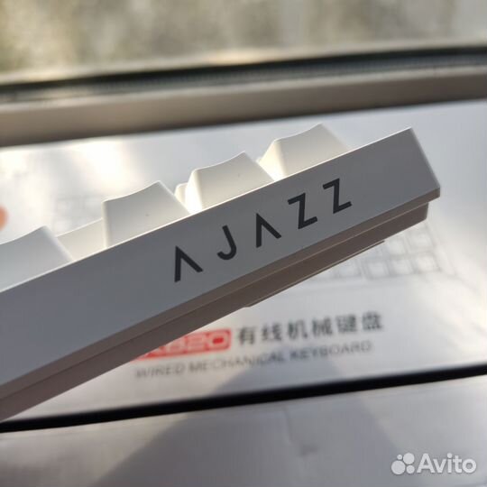 Белая механическая клавиатура Ajazz ak820