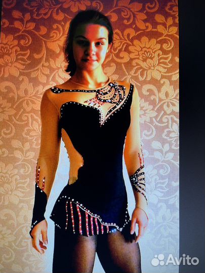 Костюм для фигурного катания