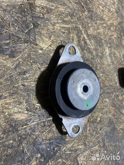 Подушка кпп двс левая рено лагуна 2