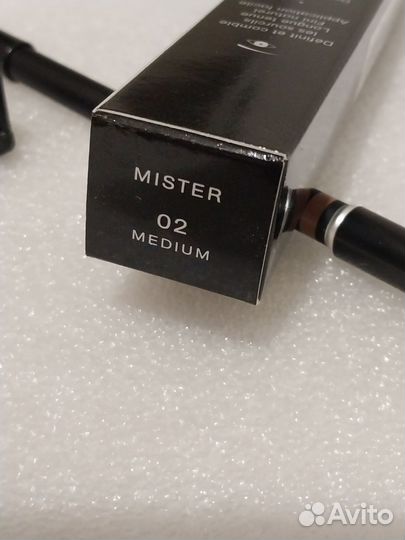 Givenchy Mister Eyebrow Powder pencil карандаш