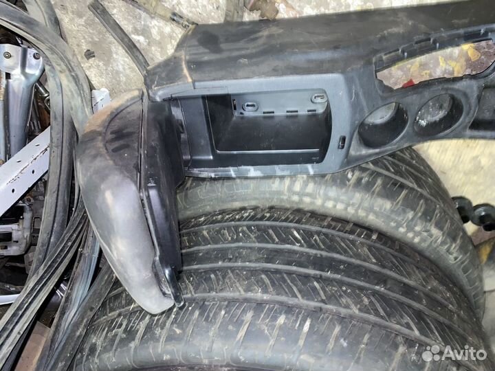 Борода центральная для Citroen C4, B7,11-15