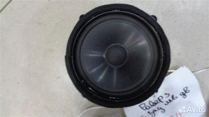 Динамик задний Land Rover Discovery 3 2004-2009