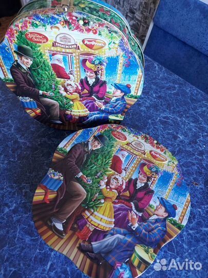 Коробка подарочная для конфет новогодняя