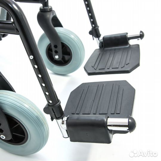 Кресло-коляска инвалидное 712N-1