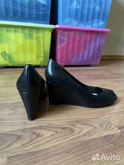 Туфли женские