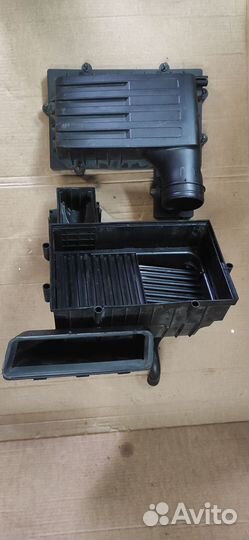 Корпус воздушного фильтра Skoda Octavia A7