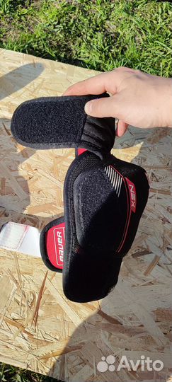 Налокотники полевого игрока хоккейные Bauer NSX