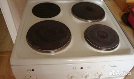 Плита электрическая 3х комфорочная DE lux