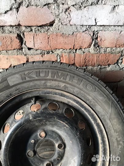 Kumho I'Zen KW31 175/65 R14