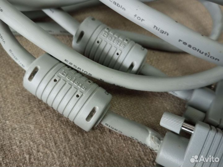 Кабели VGA и DVI для компьютера