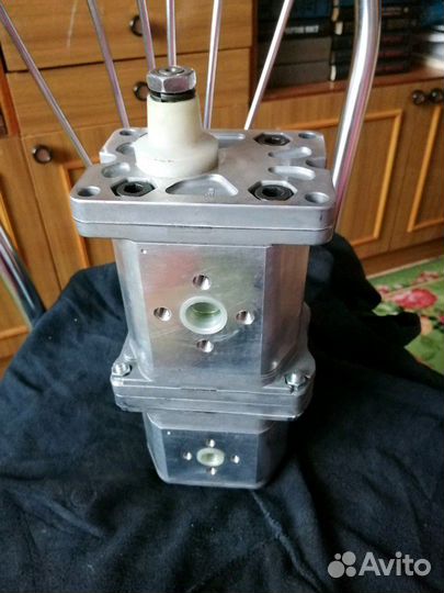 Масляный 2х камерный насос высокого давления