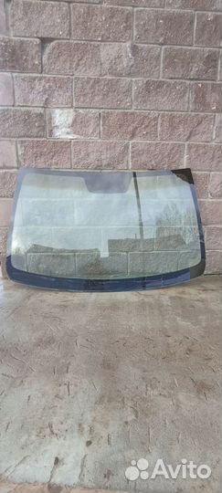 Лобовое стекло renault logan 1