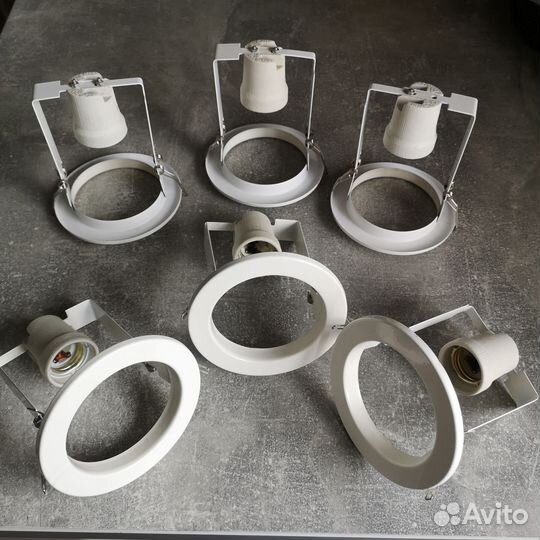 Точечные светильники с керамическим цоколем Е27