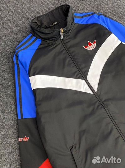 Спортивный костюм