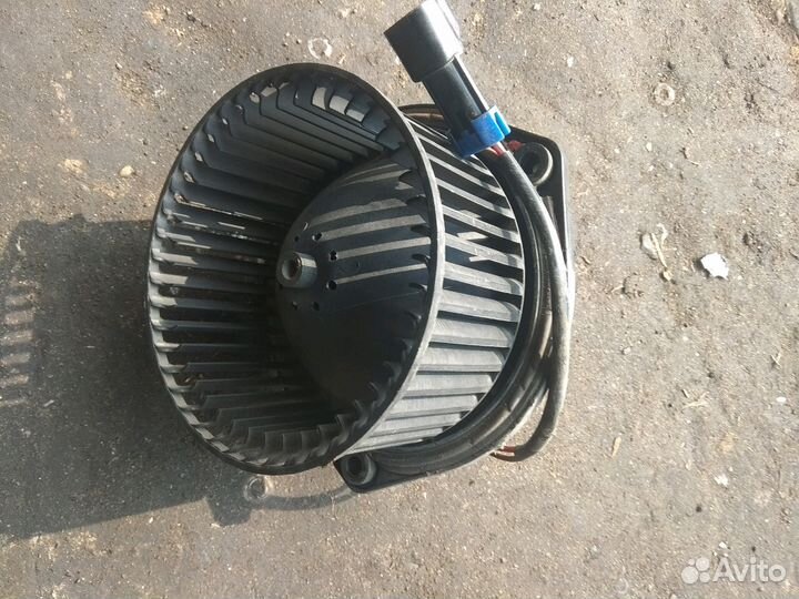 Моторчик печки Ваз 2110