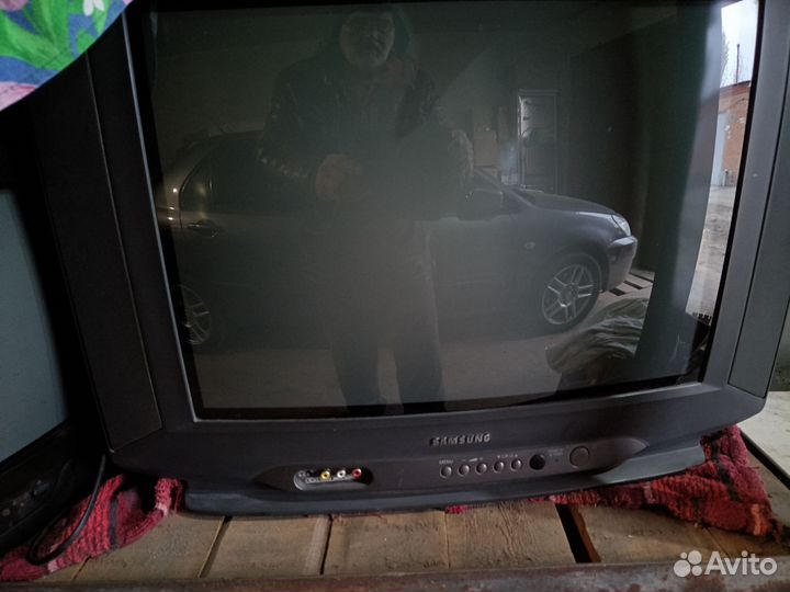 Телевизоры б/у