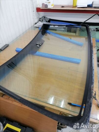 Лобовое стекло land cruiser 200 бу