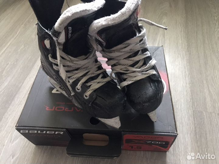 Коньки bauer x700