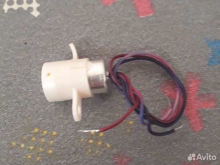 Микрофон мкэ-3