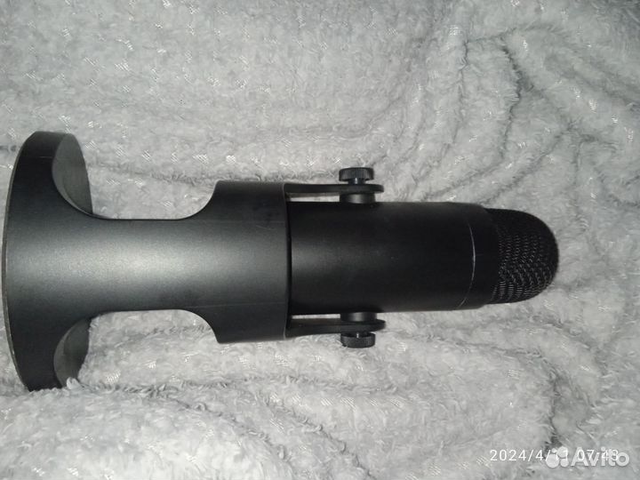 Студийный микрофон