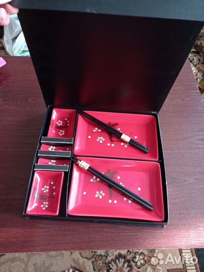 Набор посуды для суши