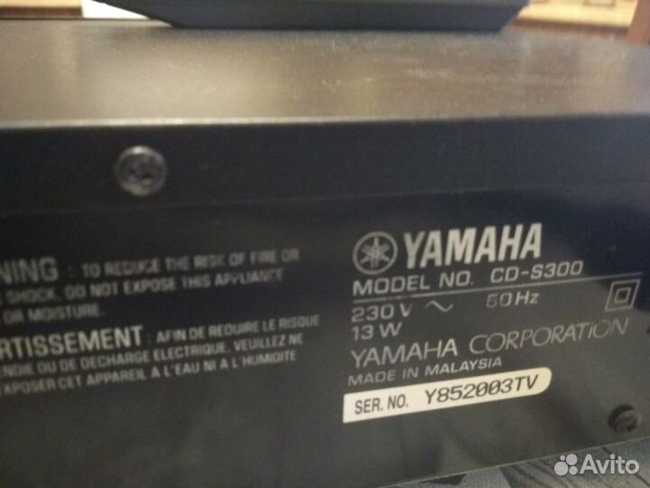 CD проигрователь yamaha cd-S300