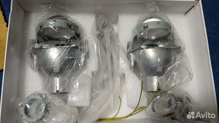 Б ксеноновые линзы Hella 5P spot line под гайку