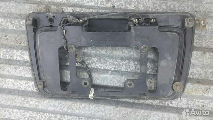 Рамка крепления номера Nissan Avenir Nissan Expert