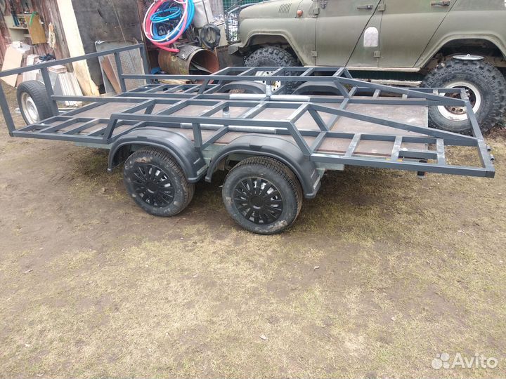 Платформа, прицеп для караката, трапы