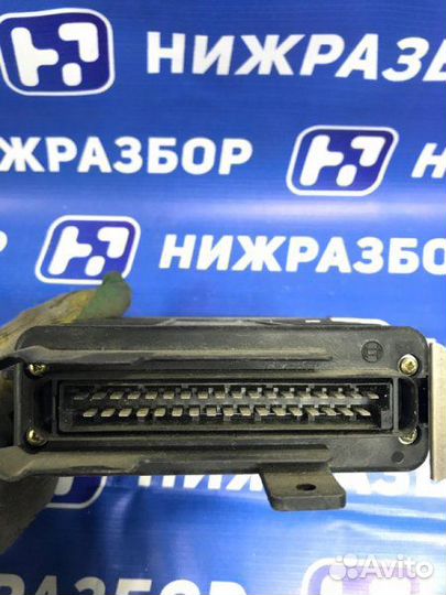 Блок управления двигателем Audi 100