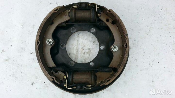 Механизм стояночного тормоза задний правый Isuzu