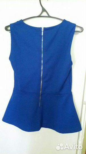 Продам блузку с баской из плотного джерси