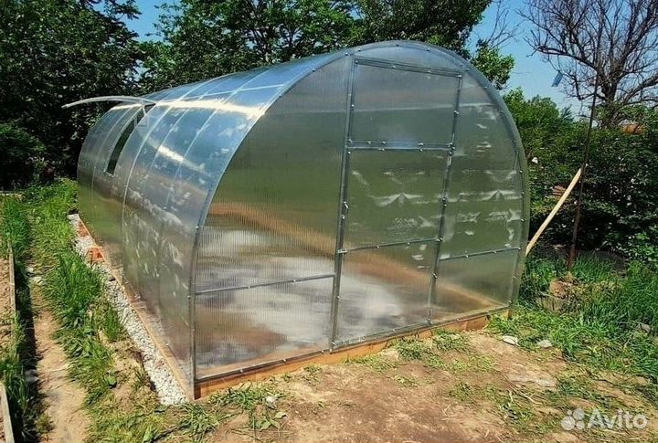 Теплица из поликарбоната