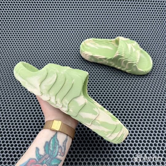 Adidas 22 Slides Magic Lime Desert Sand сланцы (шл