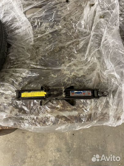 Домкрат Audi a3 8V