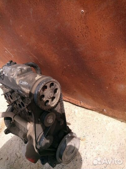 Двигатель инжектор 2109-2115