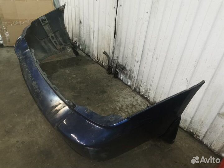 Бампер задний Subaru Forester SG5 EJ20 2004