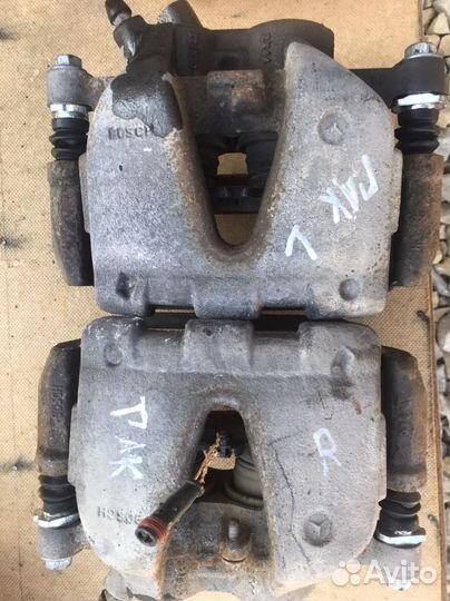 Mercedes GLK x204 суппорта тормозные передние