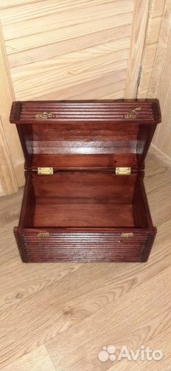 Шкатулка сундук