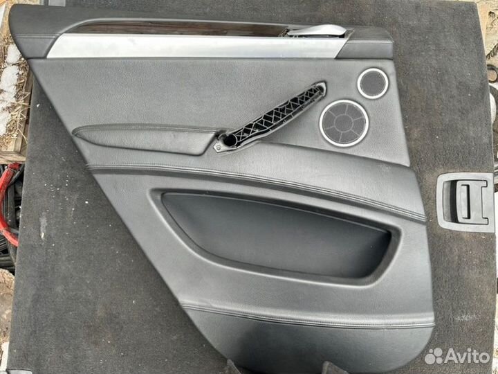 Обшивки дверей комплект Bmw X6M E71 S63 4.4I 2013