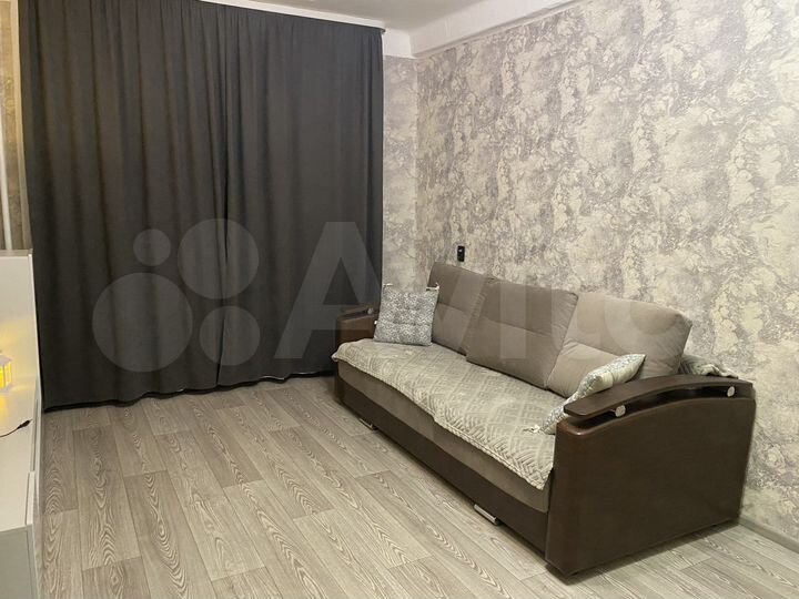 2-к. квартира, 43 м², 1/5 эт.