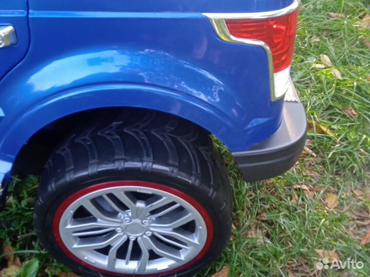 Электромобиль land rover 4wd двухместный