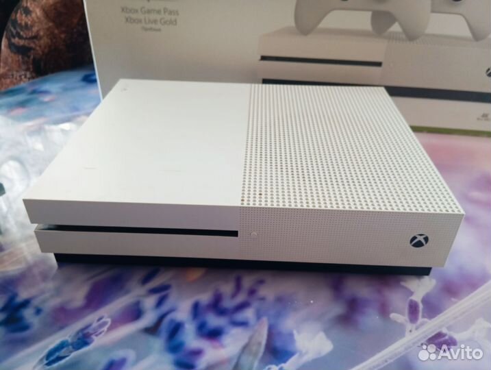 Xbox ONE S - 1тб