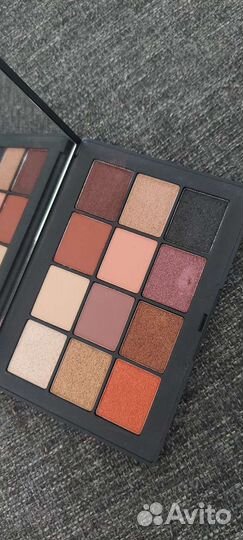 Палетка теней nars