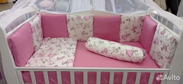 Комплект в кроватку для новорожденных