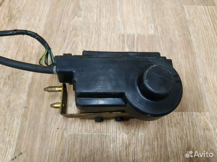 Моторчик привода круиз контроля Ford Mondeo III