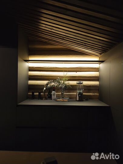 Полки, стеллажи с подсветкой