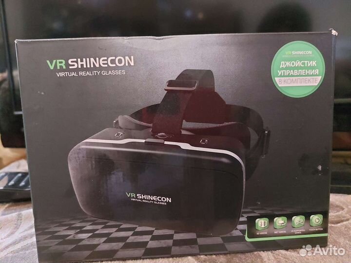 Очки виртуальной реальности с пультом