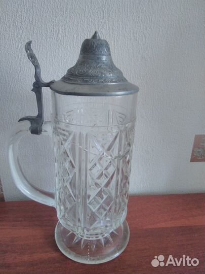 Пивная кружка с крышкой