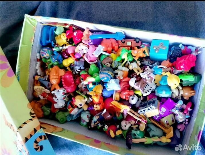 Игрушки из киндера